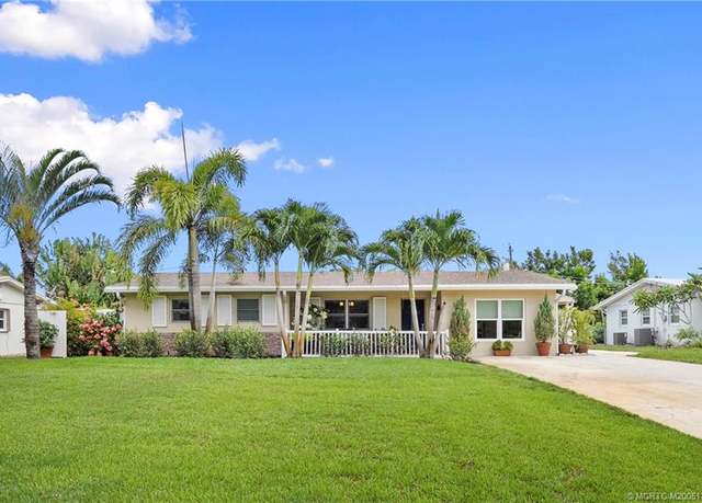Property at 1469 SE 13th St, Stuart, FL 34996, 3 beds, 2 baths
