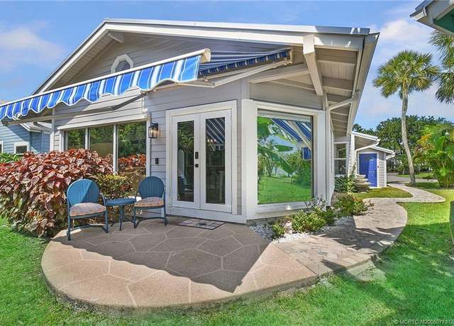 Property at 4044 NE Breakwater Dr, Jensen Beach, FL 34957, 3 beds, 2 baths