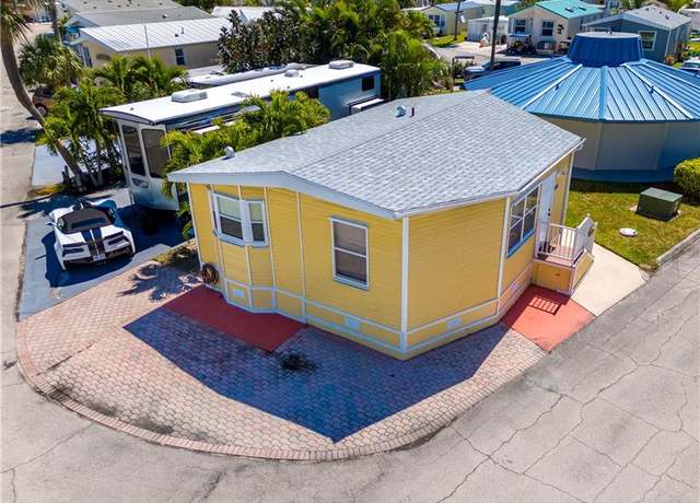 Property at 10725 S Ocean Dr #508, Jensen Beach, FL 34957, 1 bed, 1.5 baths