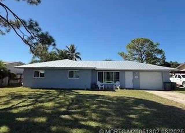 Property at 1839 SE Madison St, Stuart, FL 34997, 3 beds, 2 baths