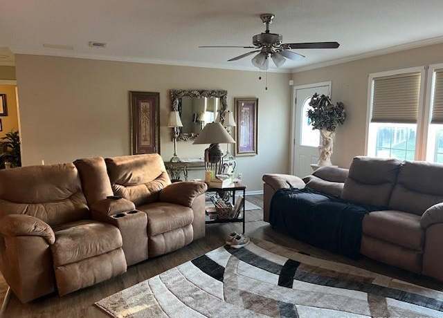 Property at 4365 70th Ct N #1343, West Palm Beach, FL 33404, 3 beds, 2 baths
