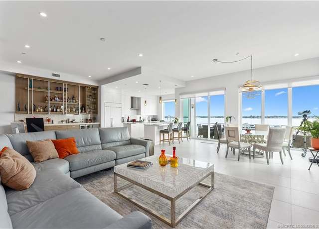 Property at 51 SE Seminole St #305, Stuart, FL 34994, 3 beds, 3.5 baths
