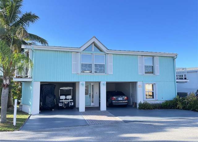 Property at 1084 Nettles Blvd, Jensen Beach, FL 34957, 3 beds, 3 baths
