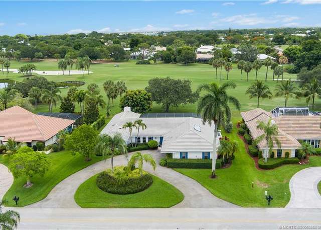 Property at 3453 SE Fairway E, Stuart, FL 34997, 3 beds, 2 baths
