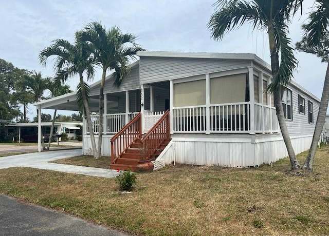 Property at 6232 Guava Ln, Lantana, FL 33462, 3 beds, 2 baths