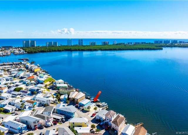 Property at 1254 Nettles Blvd, Jensen Beach, FL 34957, 2 beds, 2 baths