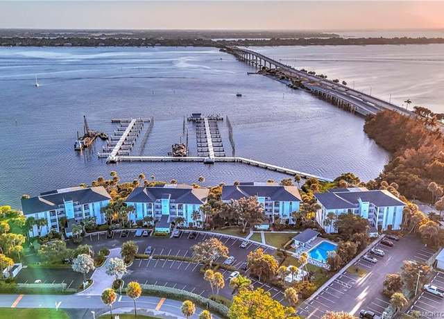 Property at 390 NE Edgewater Dr #304, Stuart, FL 34996, 2 beds, 2 baths
