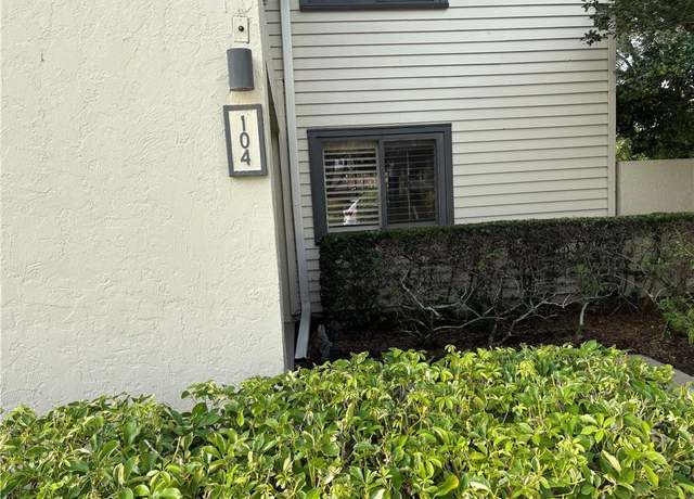 Property at 5152 SE Club Way #104, Stuart, FL 34997, 2 beds, 2 baths