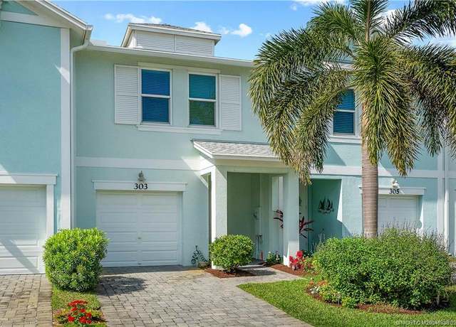 Property at 303 SE Halifax Ln, Stuart, FL 34994, 3 beds, 2.5 baths