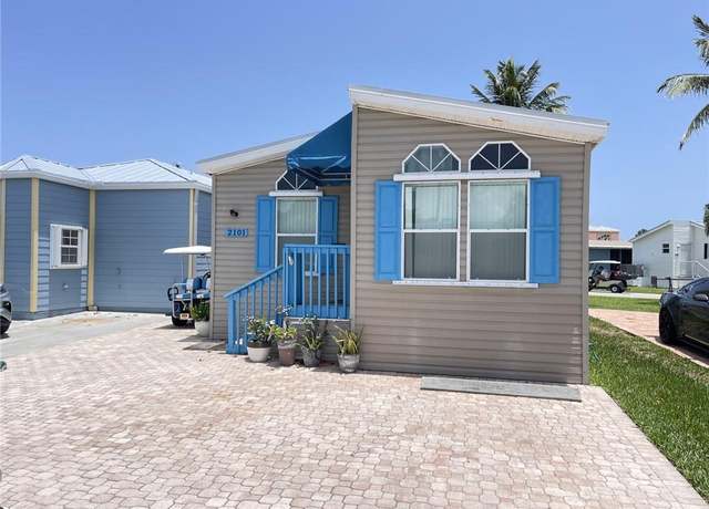 Property at 2101 Nettles Blvd, Jensen Beach, FL 34957, 2 beds, 2 baths