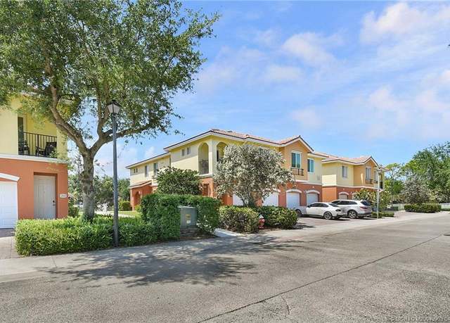 Property at 63 SE Palermo Ct #201, Stuart, FL 34994, 3 beds, 2 baths