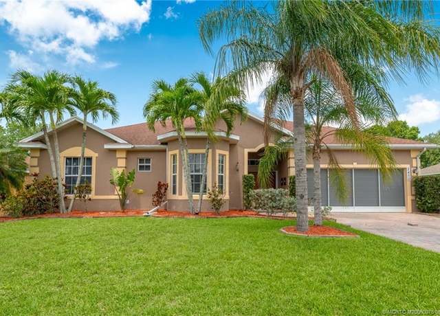 Property at 2450 SE Whitehorse St, Port Saint Lucie, FL 34984, 4 beds, 3 baths