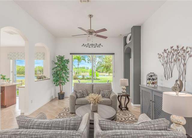 Property at 10480 SW Southgate Ct, Port Saint Lucie, FL 34987, 3 beds, 2 baths