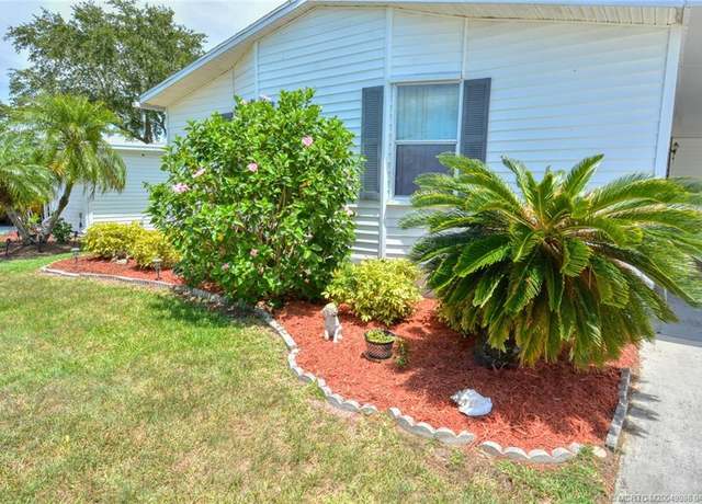 Property at 3107 Columbrina Cir, Port Saint Lucie, FL 34952, 2 beds, 2 baths