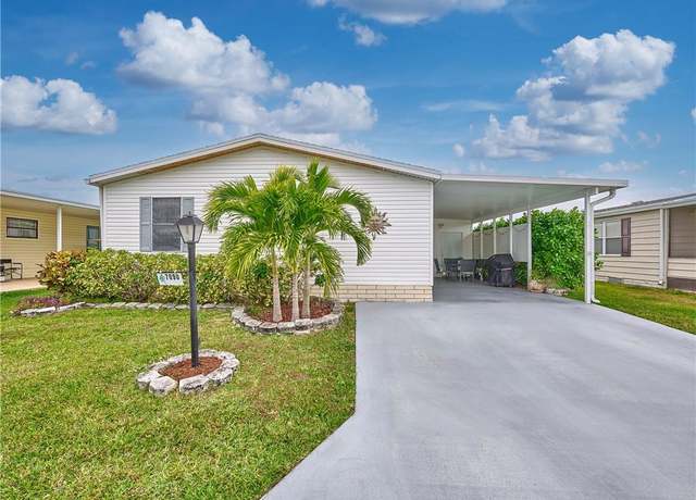 Property at 7090 SE Carrotwood Ln, Stuart, FL 34997, 3 beds, 2 baths