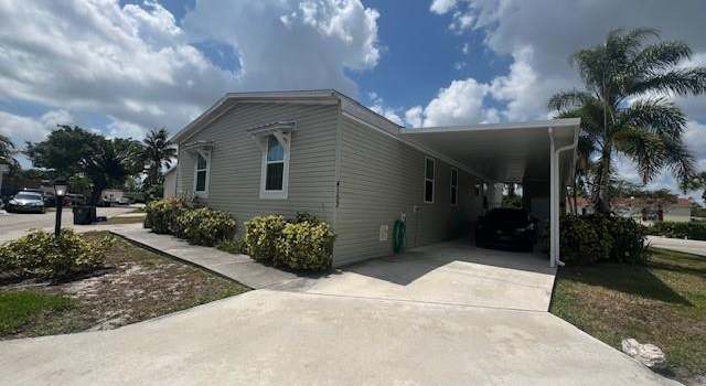 Photo of 4153 Logan Cir, Lake Worth, FL 33463
