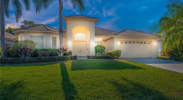 Photo of 2016 SE Oxton Dr, Port St Lucie, FL 34952