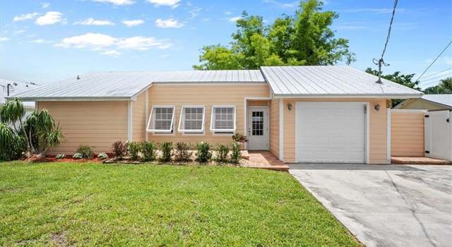 Photo of 1469 SW Covered Bridge Dr, Palm City, FL 34990