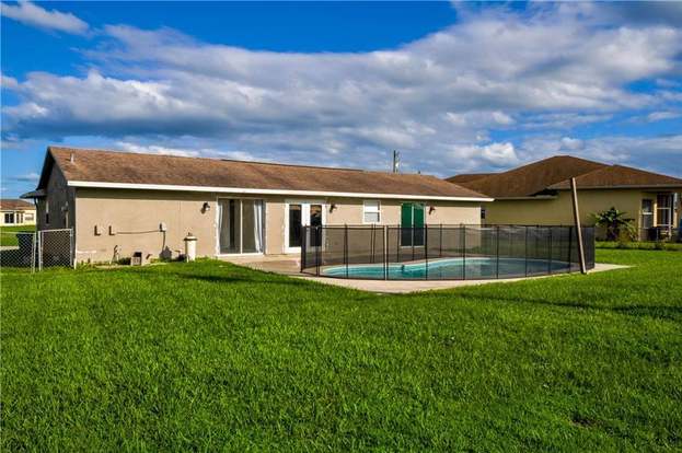 572 Sw Crawfish Dr Sw Port Saint Lucie Fl 34953 Mls M20020778