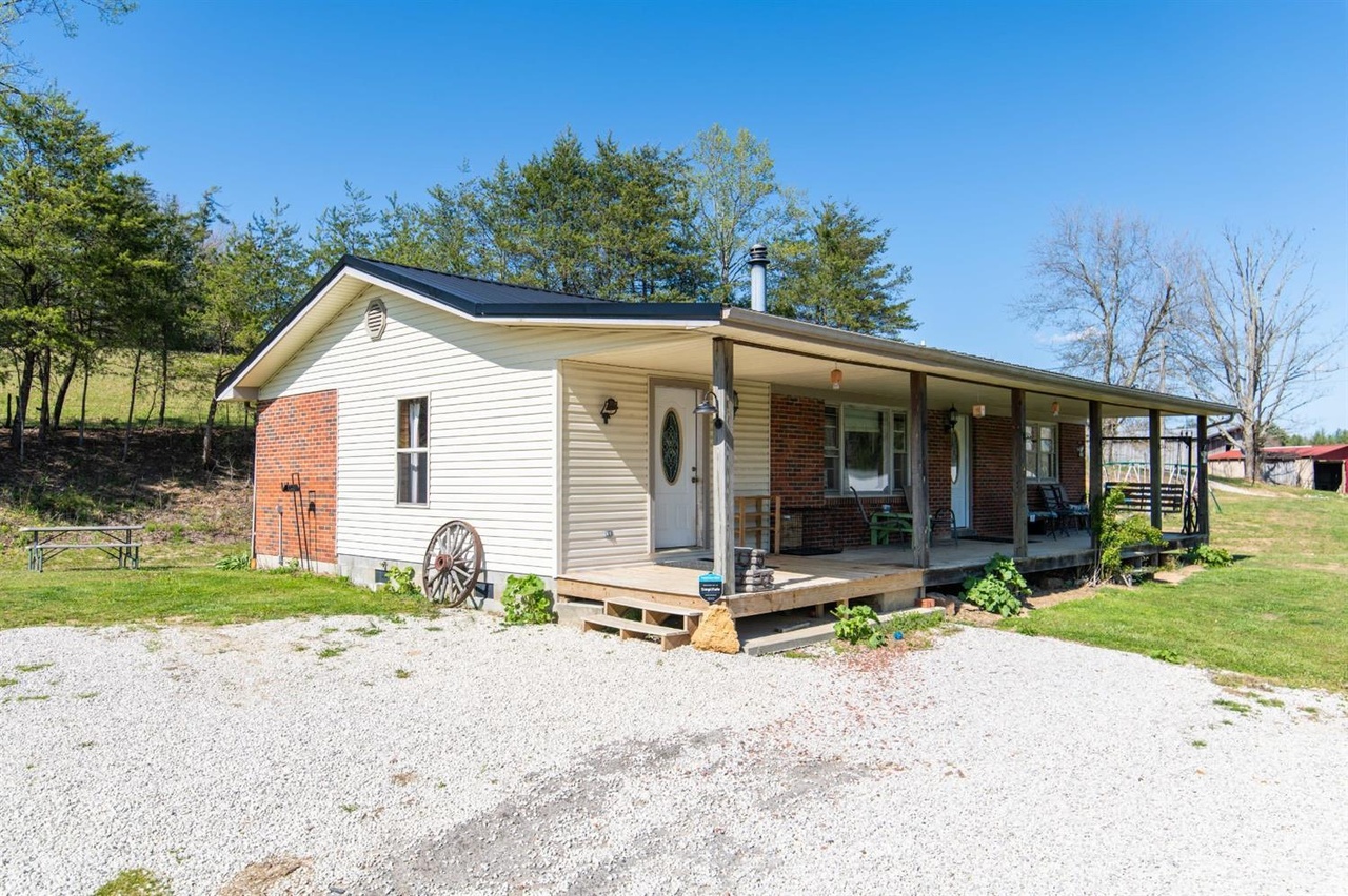483 Banks Branch Rd, Campton, KY 41301 MLS 20008194 Redfin