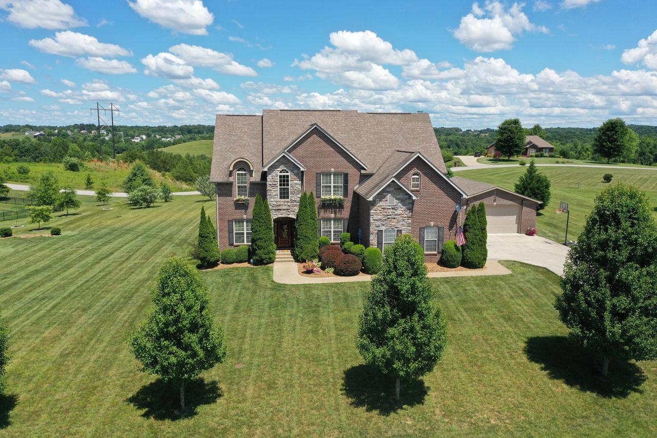 549 Sara Ln, London, KY 40741 | MLS# 20112582 | Redfin