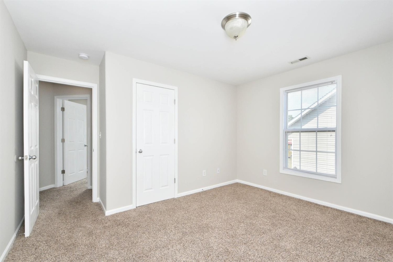 216 Cameron Dr, Nicholasville, KY 40356 | MLS# 1922995 | Redfin