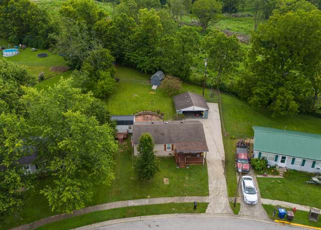 Property at 213 Blair Ave, Winchester, KY 40391, 3 beds, 1 bath