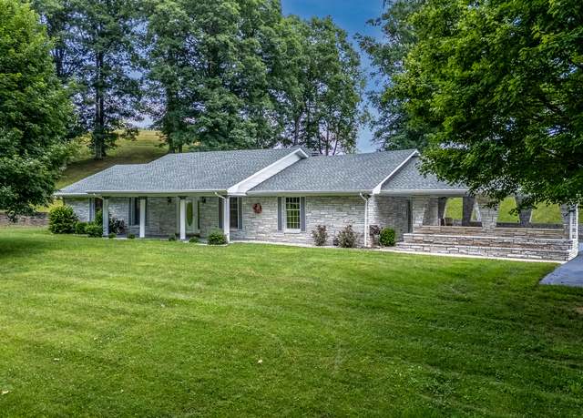 Property at 1044 Patrick Rd, West Liberty, KY 41472, 3 beds, 5 baths
