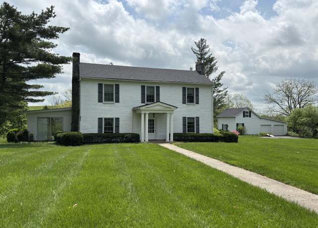 Property at 1439 Stanford St, Lancaster, KY 40444, 4 beds, 2.5 baths