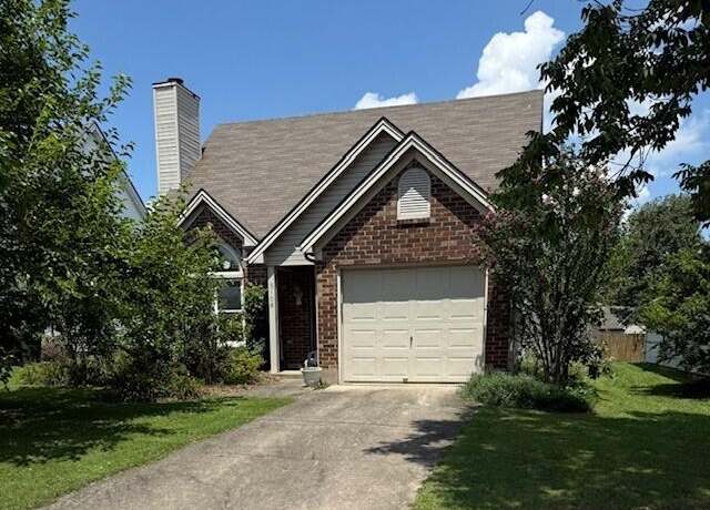 Property at 3108 Navajo Ct, Lexington, KY 40509, 3 beds, 2 baths