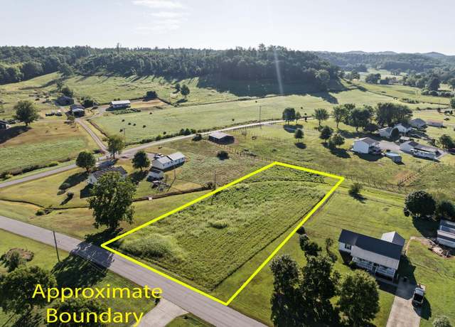 Property at 105 Spring Meadows Dr, Jeffersonville, KY 40337