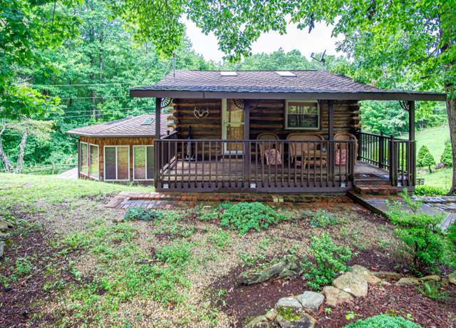 Property at 935 Whippoorwill Rd, Corbin, KY 40701, 1 bed, 2 baths
