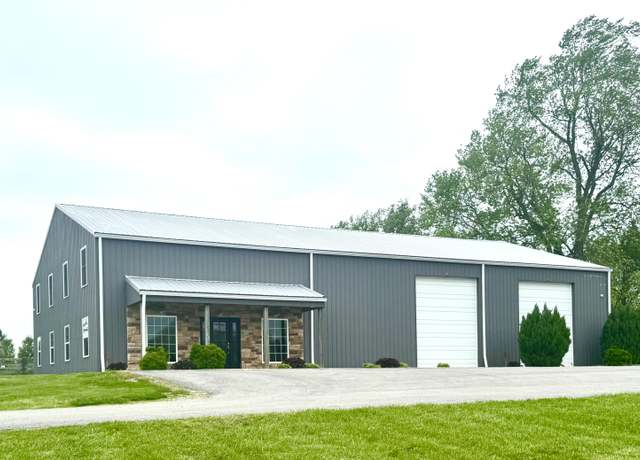 Property at 45 Pine Crest Rd, Lancaster, KY 40444, 6 beds, 2 baths