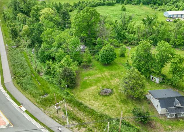 Property at 1495 Hwy 1016, Berea, KY 40403, 3 beds, 1 bath
