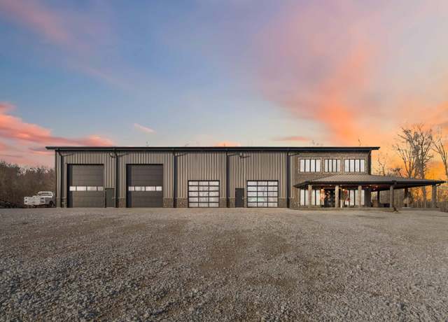 Property at 196 Knoll Ln, Nancy, KY 42544, 4 beds, 3.5 baths