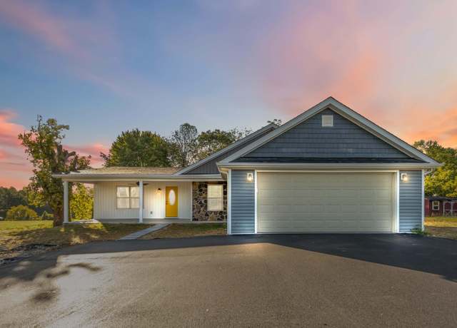 Property at 224 Hawk Creek Rd,, London, KY 40741, 3 beds, 2 baths