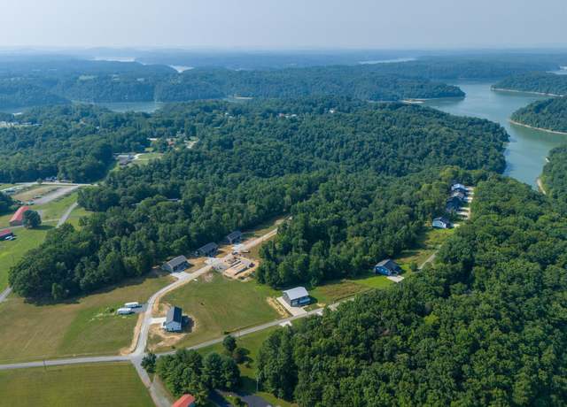 Property at 113 Harris Trl, Russell Springs, KY 42642, 5 beds, 3.5 baths