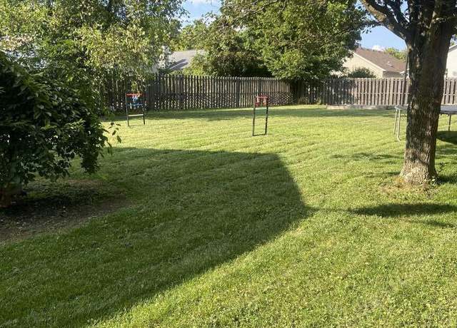 Property at 1288 Pleasant Ridge Dr, Lexington, KY 40509, 3 beds, 2 baths