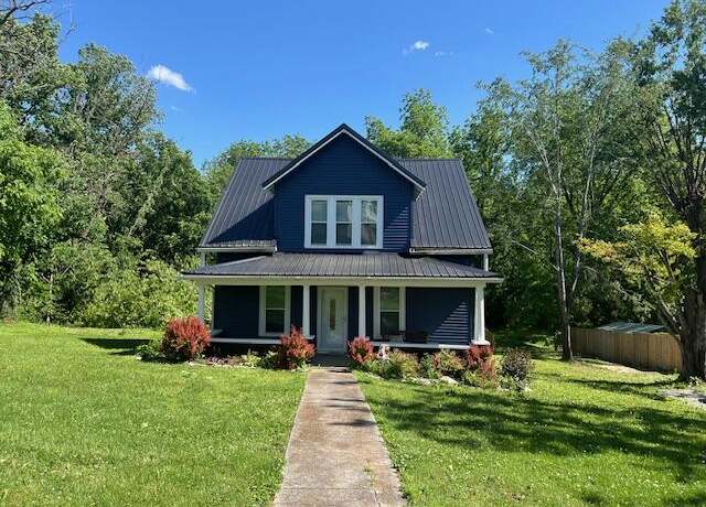 Property at 505 Burkesville St, Columbia, KY 42728, 4 beds, 2 baths