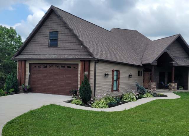 Property at 1786 Pine Top Rd, London, KY 40741, 4 beds, 3.5 baths
