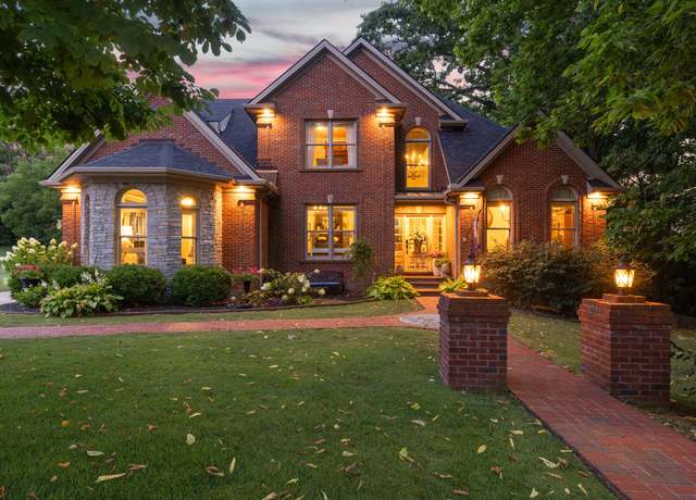 Property at 316 Hawthorne Dr, Nicholasville, KY 40356, 4 beds, 2.5 baths