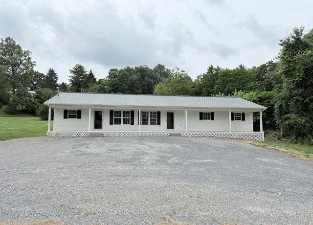 Property at 198 West Cumberland Ave, Jamestown, KY 42629, 5 beds, 3 baths