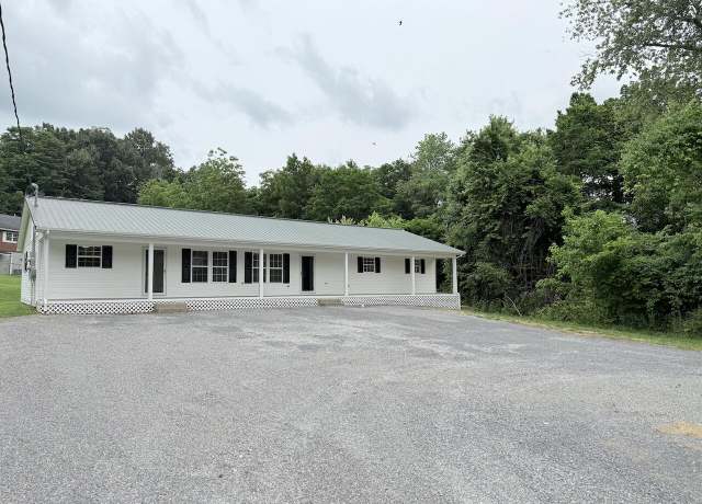 Property at 198 W Cumberland Ave, Jamestown, KY 42629, 5 beds, 3 baths