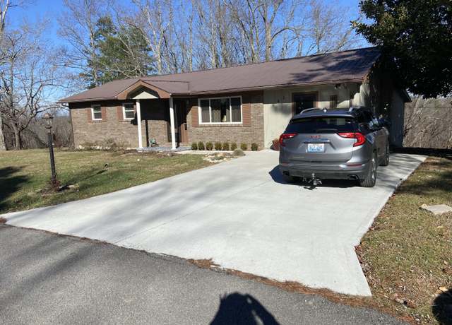 Property at 182 Fanchester Hts, Whitley City, KY 42653, 4 beds, 2 baths