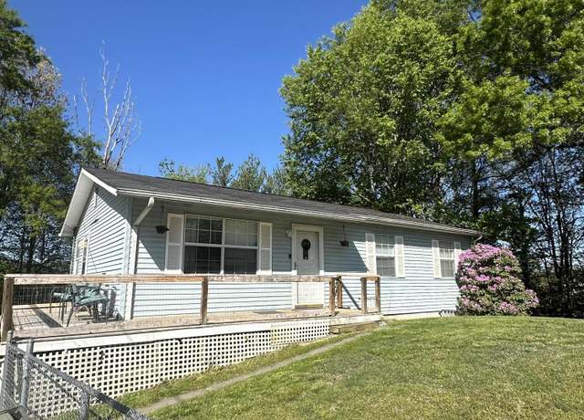Property at 61 Windy Hill Ln, Williamsburg, KY 40769, 3 beds, 1.5 baths