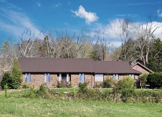 Property at 398 Auction St, Monticello, KY 42633, 4 beds, 3.5 baths