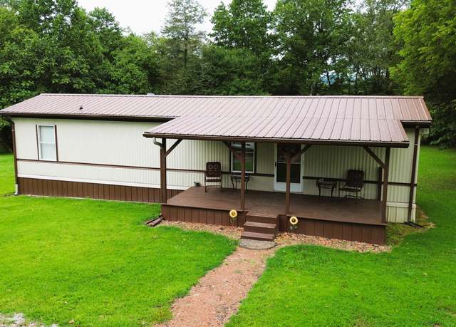 Property at 1089 Louden Rd, Williamsburg, KY 40769, 2 beds, 1 bath