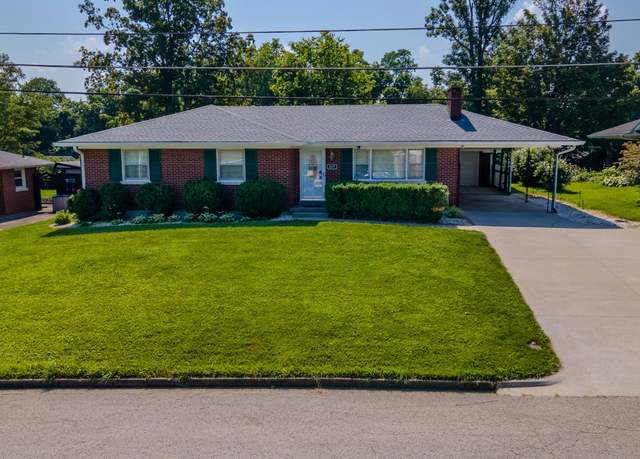 Property at 217 Stratford Dr, Richmond, KY 40475, 3 beds, 2.5 baths