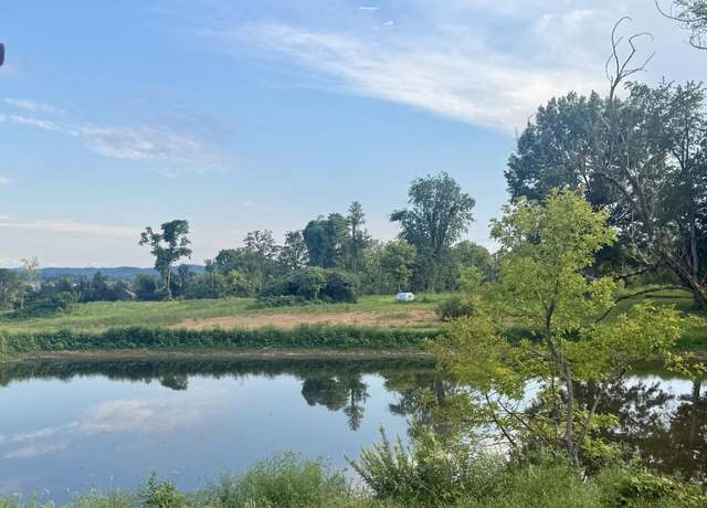 Property at 108 Patriot Trl, Berea, KY 40403, 4 beds, 2.5 baths