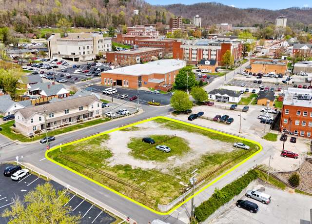 Property at 104 East 2nd St, Morehead, KY 40351